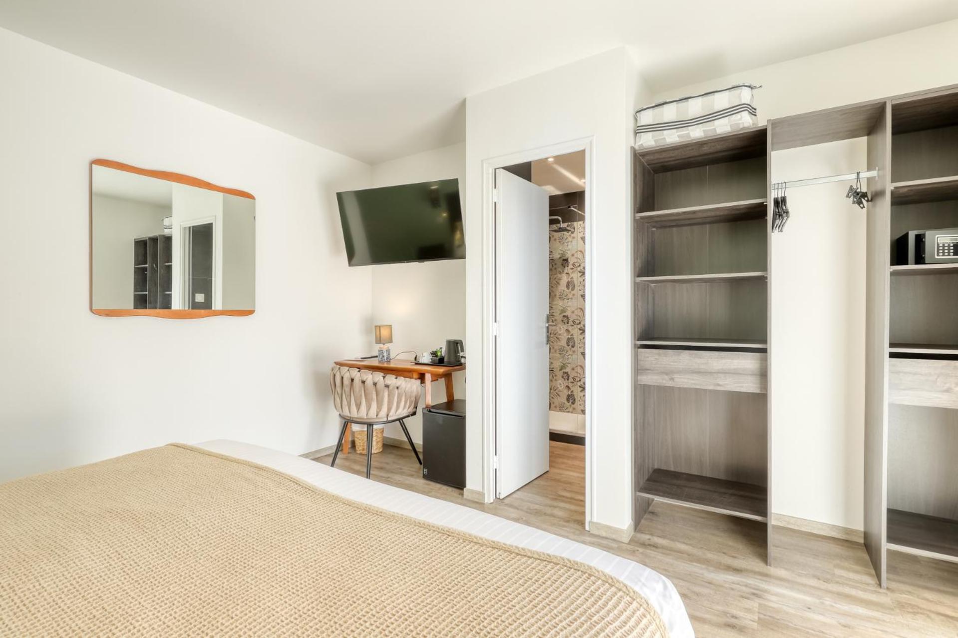 Anglade Hotel