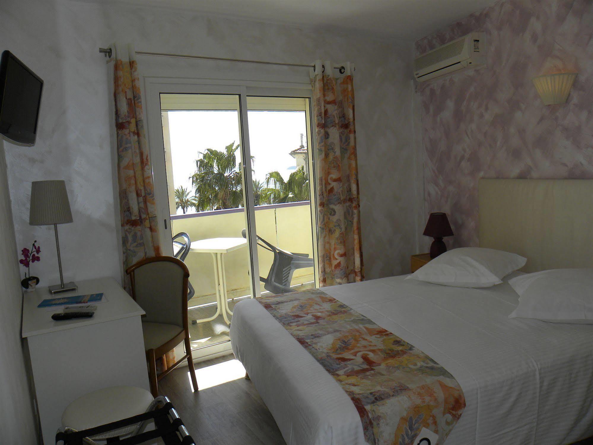 Hotel Anglade Le Lavandou